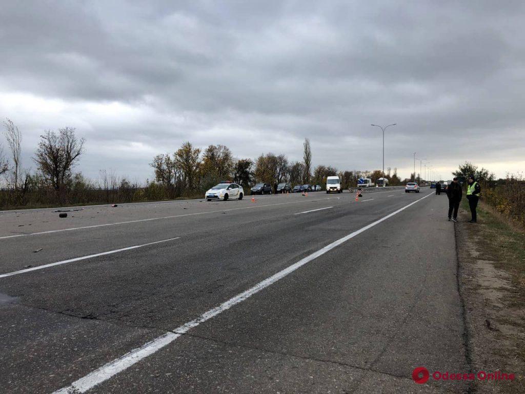 На трассе Одесса-Киев произошло смертельное ДТП (фото)