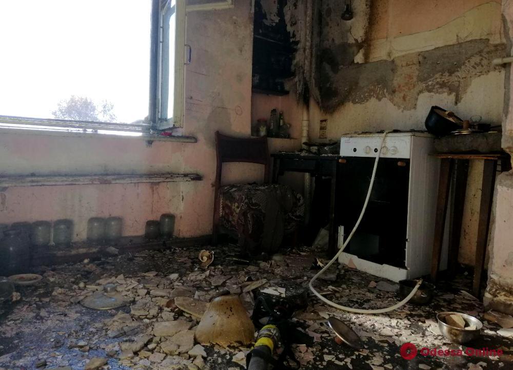 В пятиэтажке в центре Одессы загорелся газовый котел