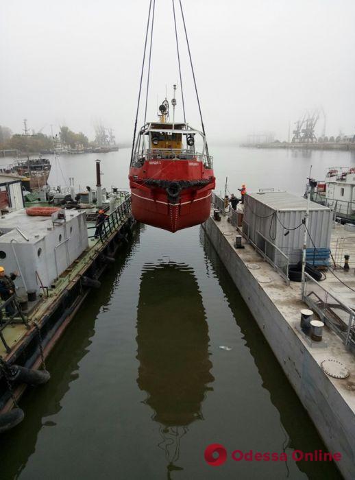 За чистотой акватории Ренийского порта будет следить судно-нефтемусоросборщик (фото)