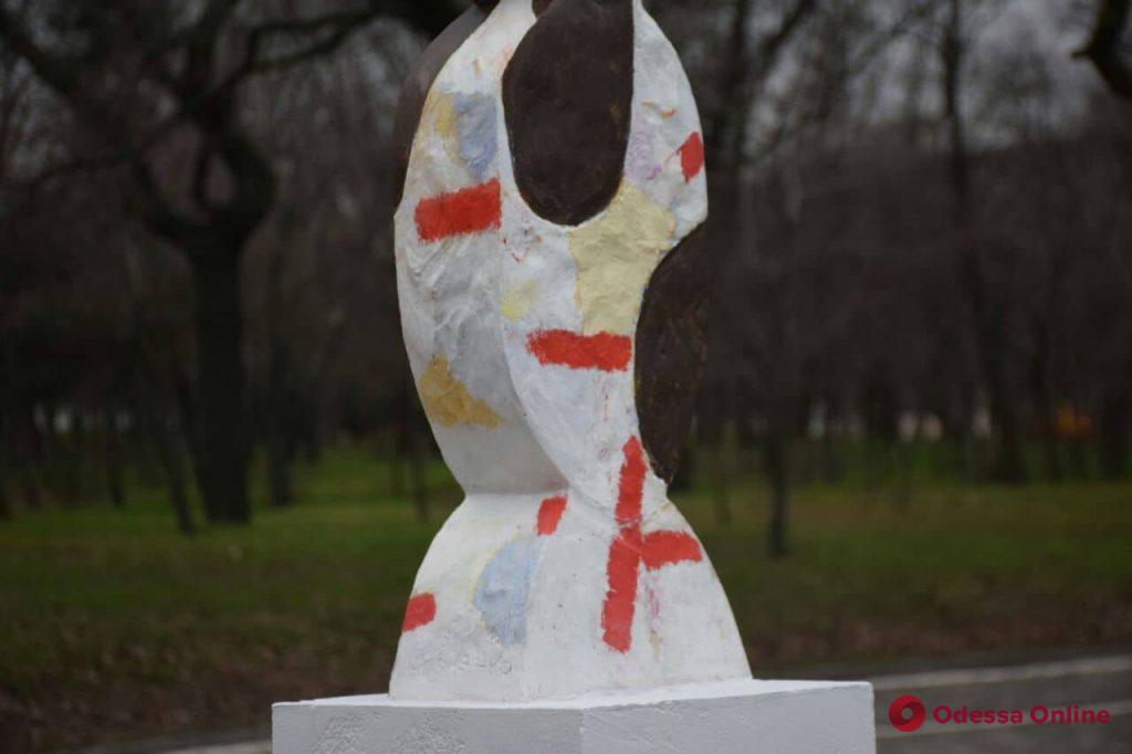 «Границы солнца с края степи» — в Одессе открыли новый арт-объект (фото)