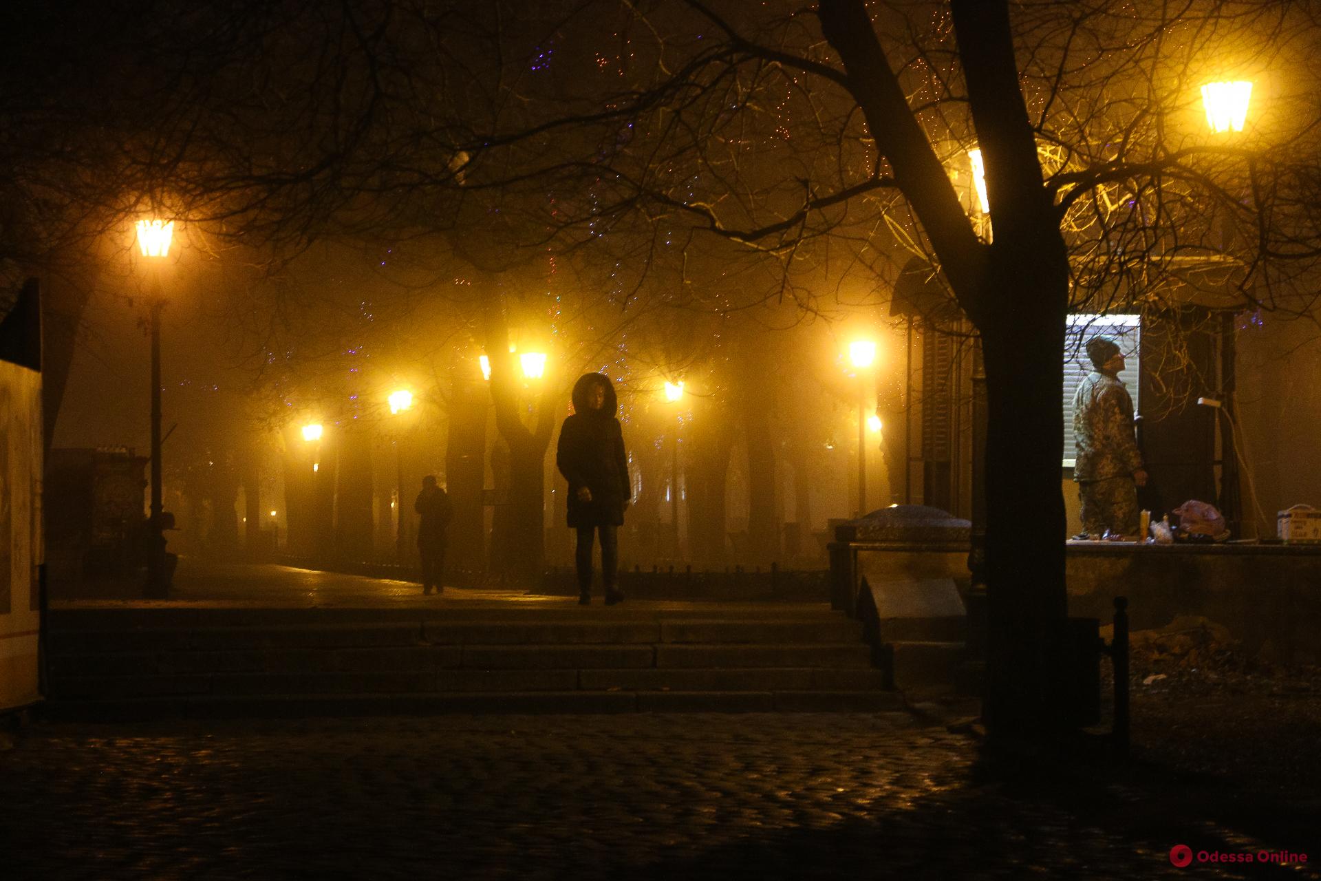 Вечерняя Одесса в тумане (фоторепортаж)