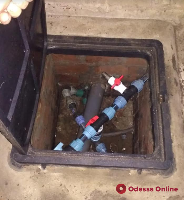 Под Одессой «накрыли» подпольный трубопровод для перекачивания спирта (фото, видео, обновлено)