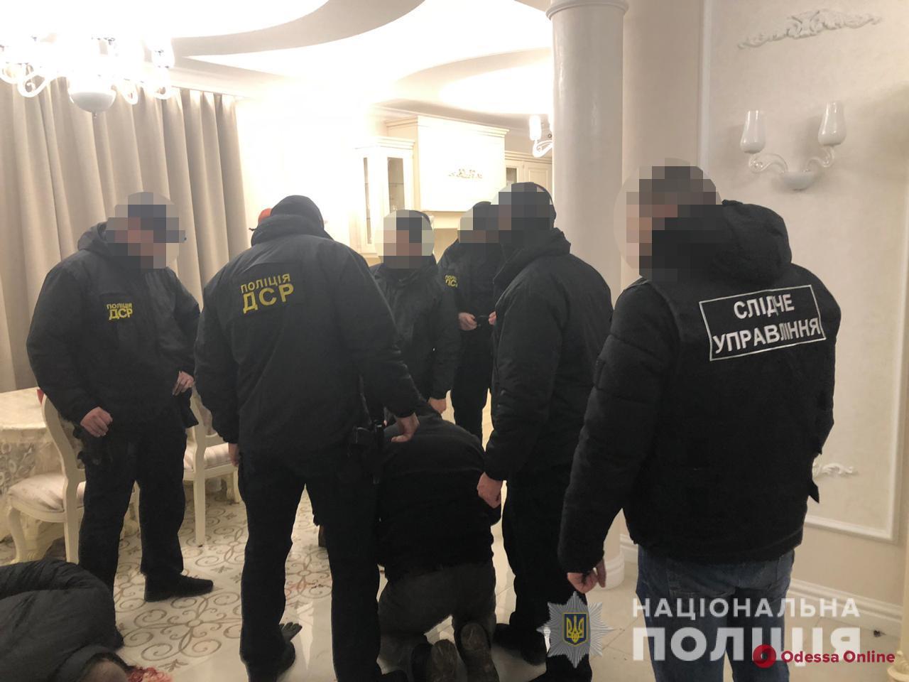 В Одессе полиция задержала преступную банду во главе с россиянином-«антикоррупционером» (фото)