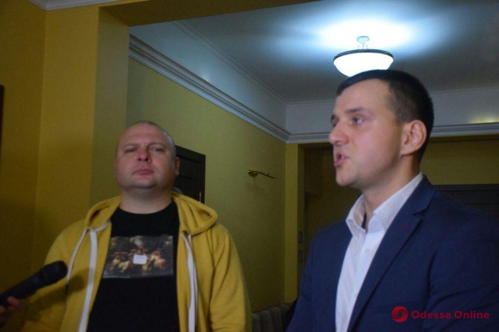 Детективы НАБУ проводят обыски на телеканале «Думская TV» (видео, обновлено)