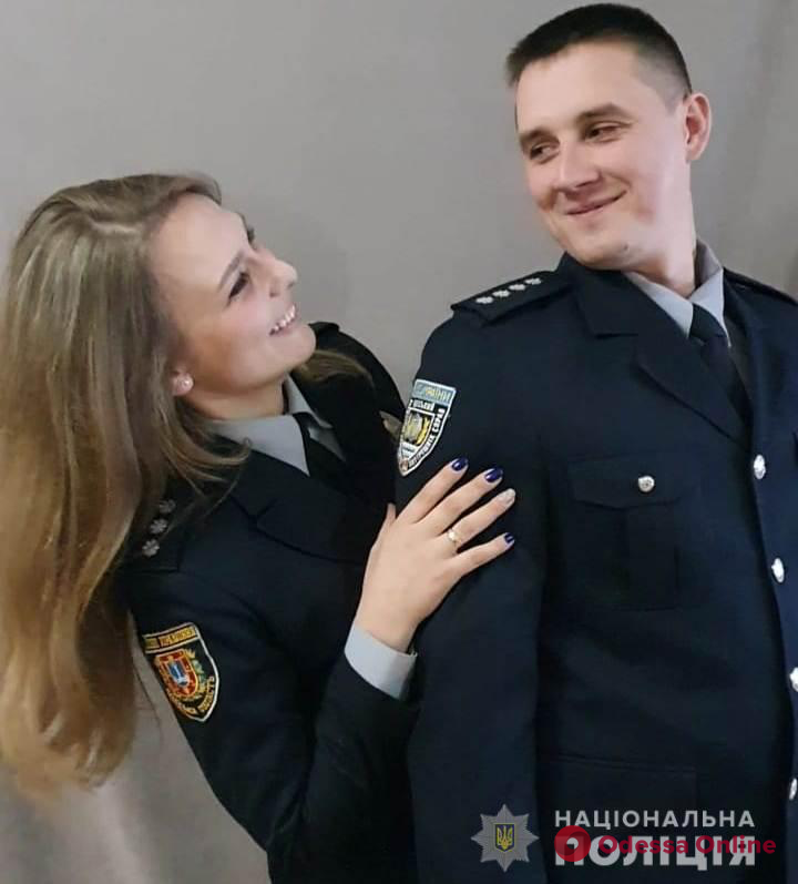 Любовь в погонах: одесские полицейские поделились секретами семейного счастья