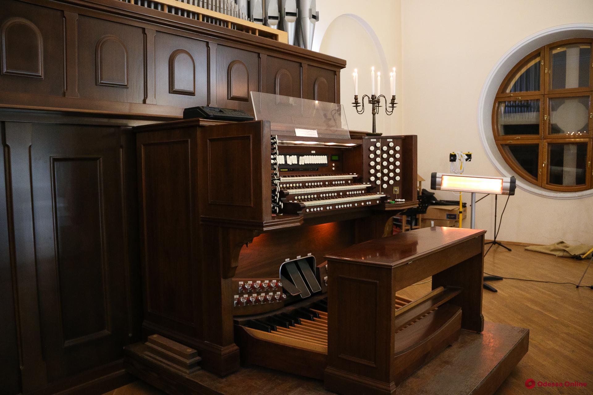 Король инструментов: где в Одессе можно насладиться органной музыкой