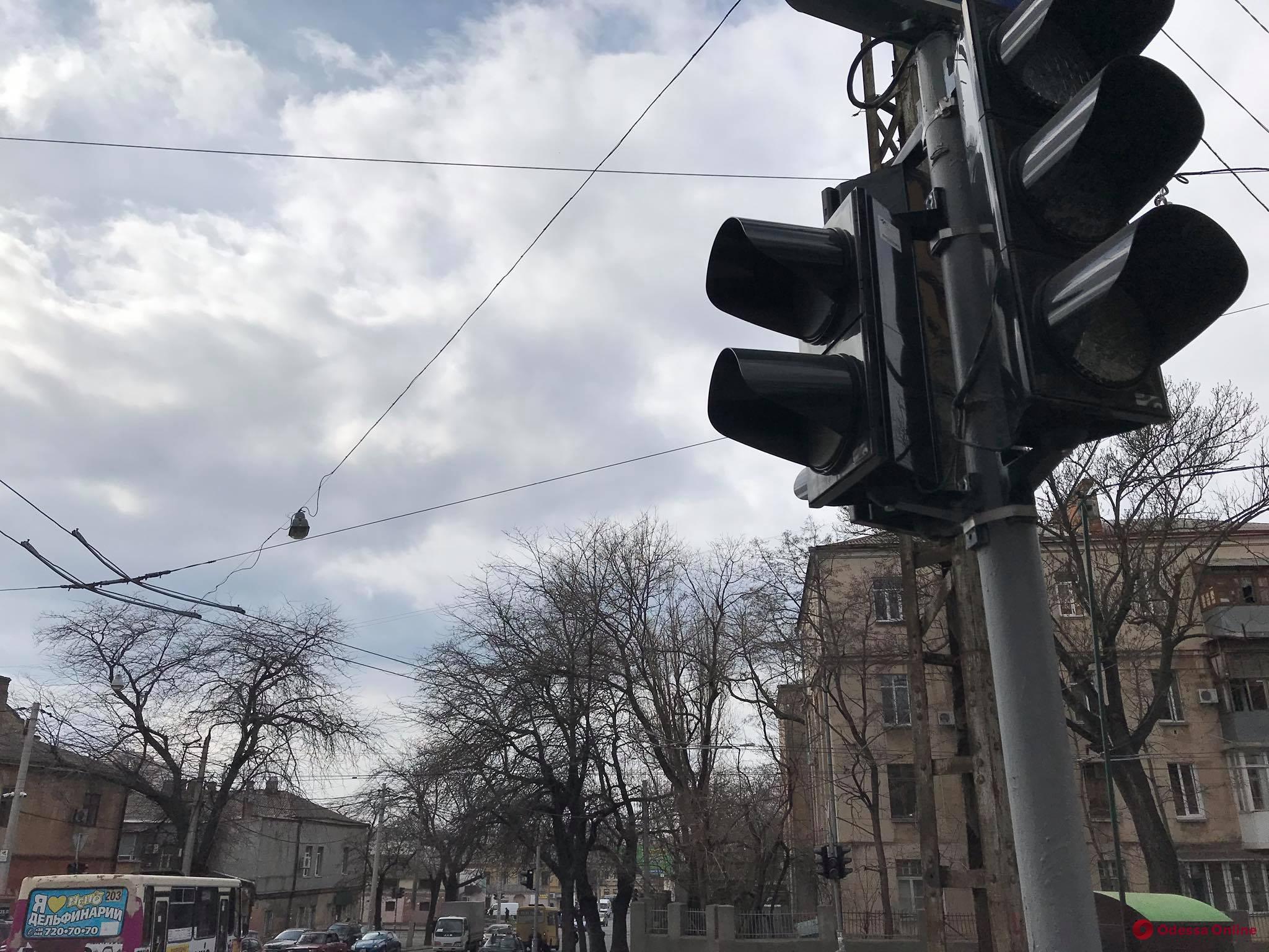 Из-за аварийного отключения электричества в центре Одессы не работают светофоры