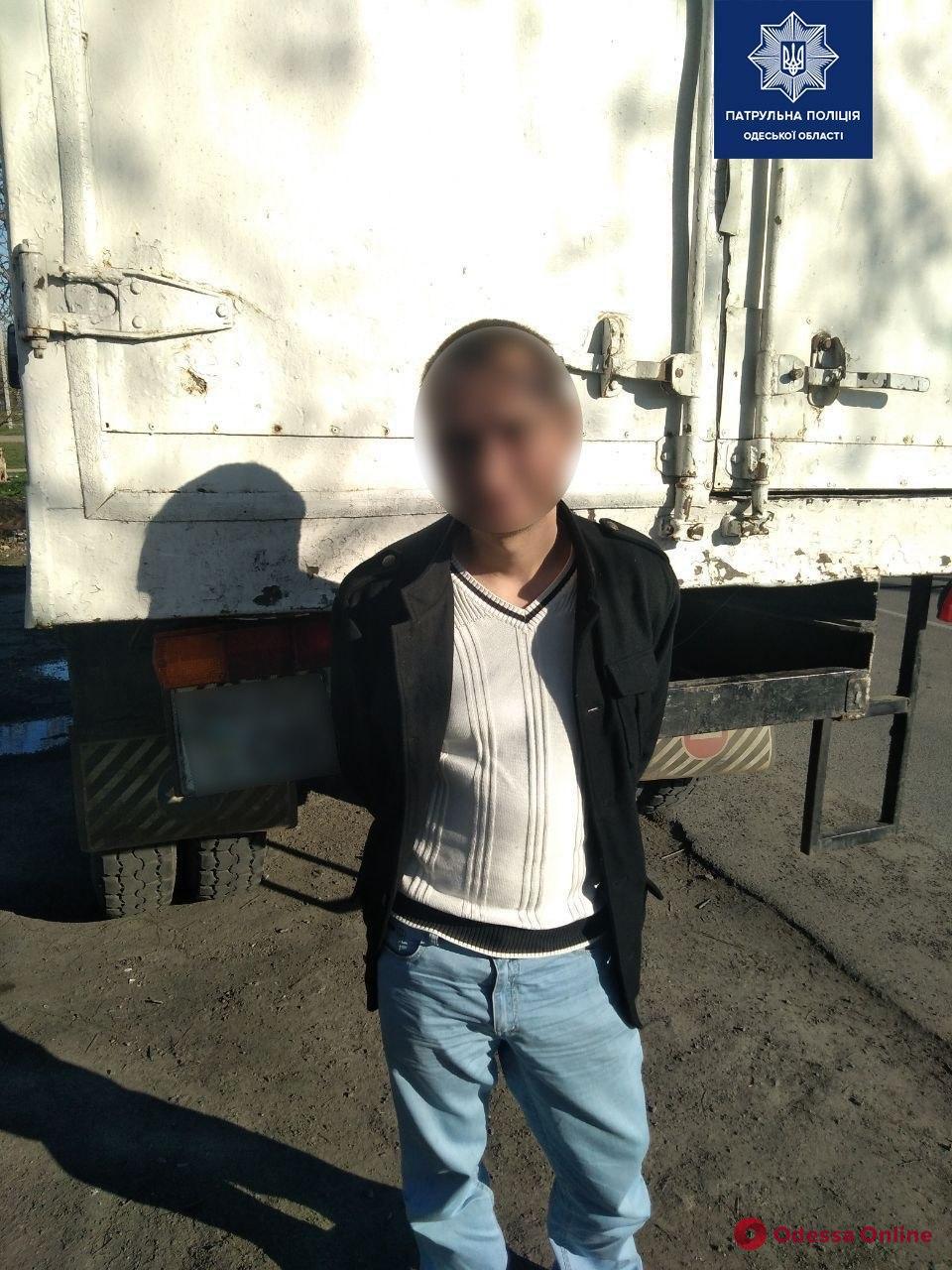 Пьяный житель Одесской области угнал грузовик