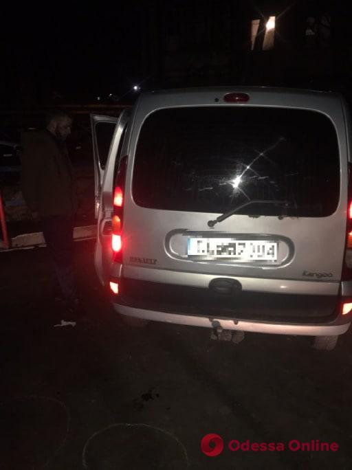 В Одессе с погоней и стрельбой ловили неадекватного водителя (видео)