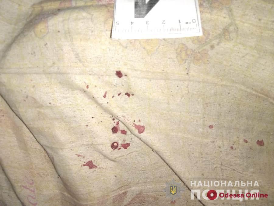 Житель Одесской области ранил супругу ножом в шею
