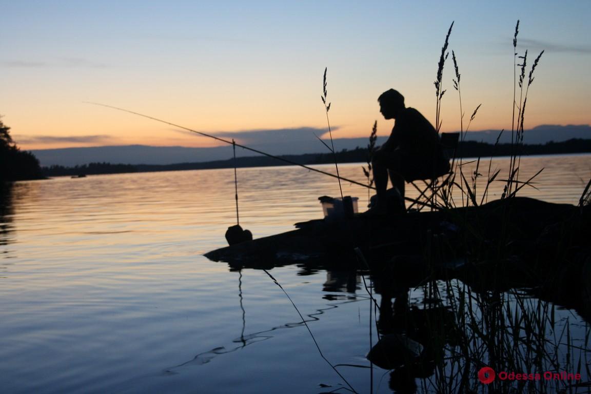 Неудавшаяся рыбалка: на Турунчуке неизвестные избили одесситов