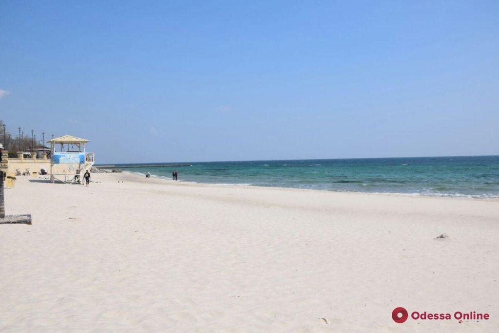 «Одесса в онлайне» для тех, кто дома: прогулка по пляжу «Золотой берег»
