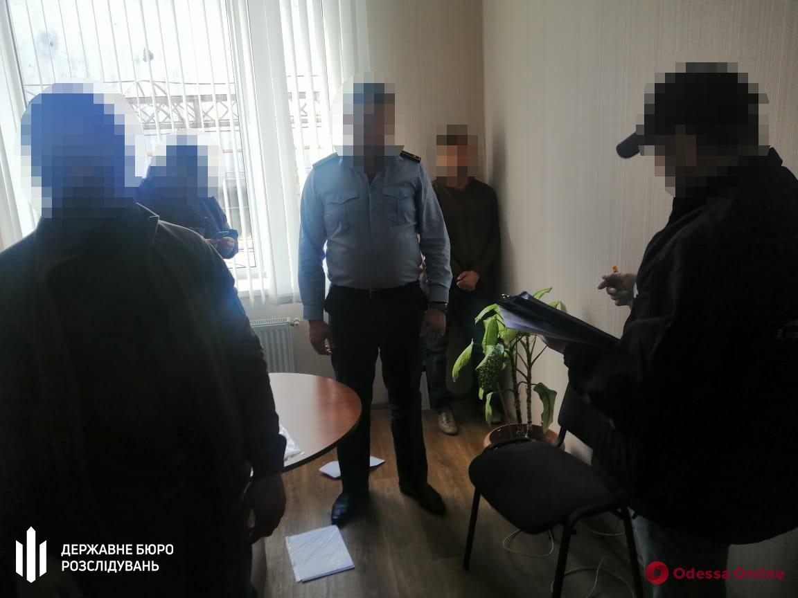 Двух чиновников Одесской таможни отправили в СИЗО