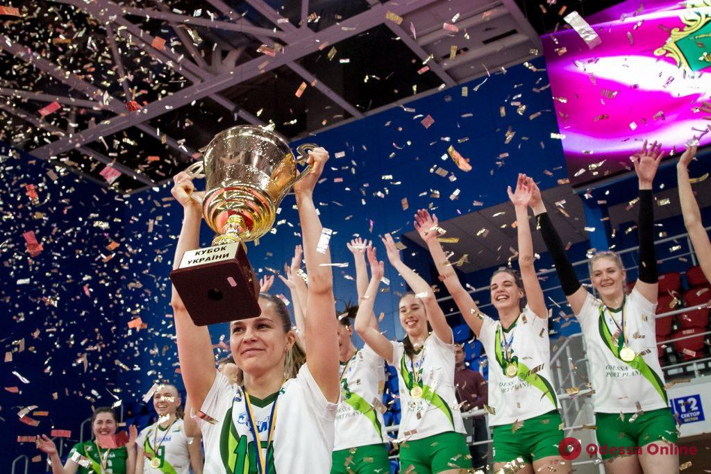 СпортКарантин: капитан волейбольного клуба «Химик» Дарья Степановская СпортКарантин: капитан волейбольного клуба «Химик» Дарья Степановская