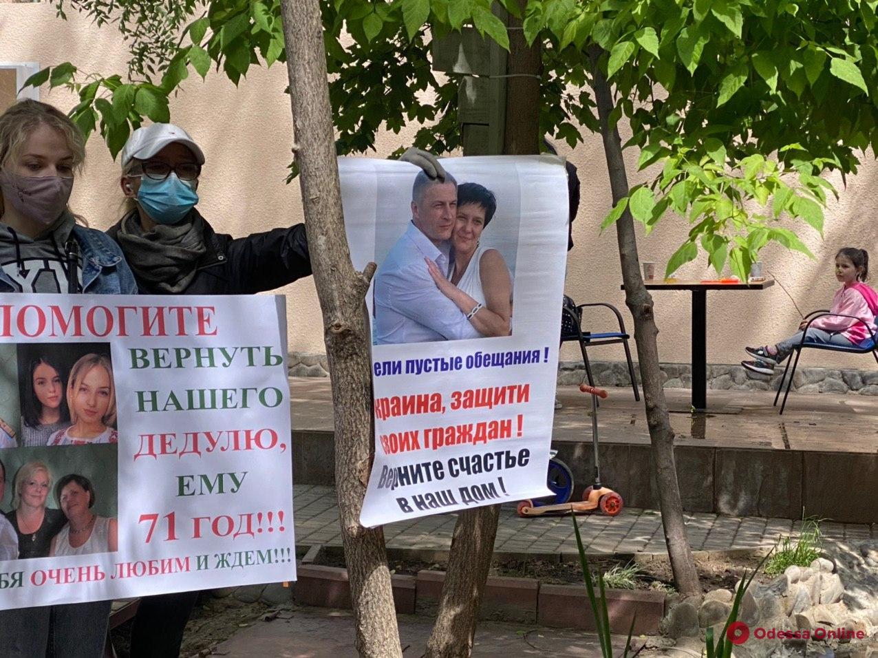 Находятся в ливийских тюрьмах больше трёх лет: украинские моряки объявили голодовку