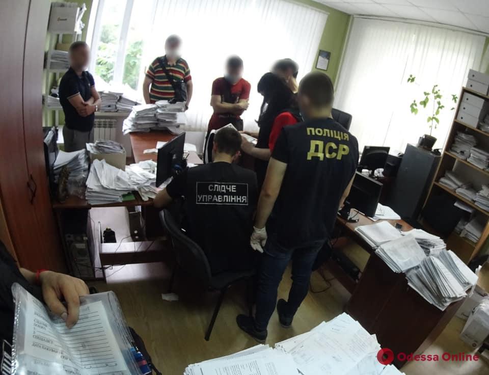 В Одессе на взятке поймали сотрудника государственной исполнительной службы