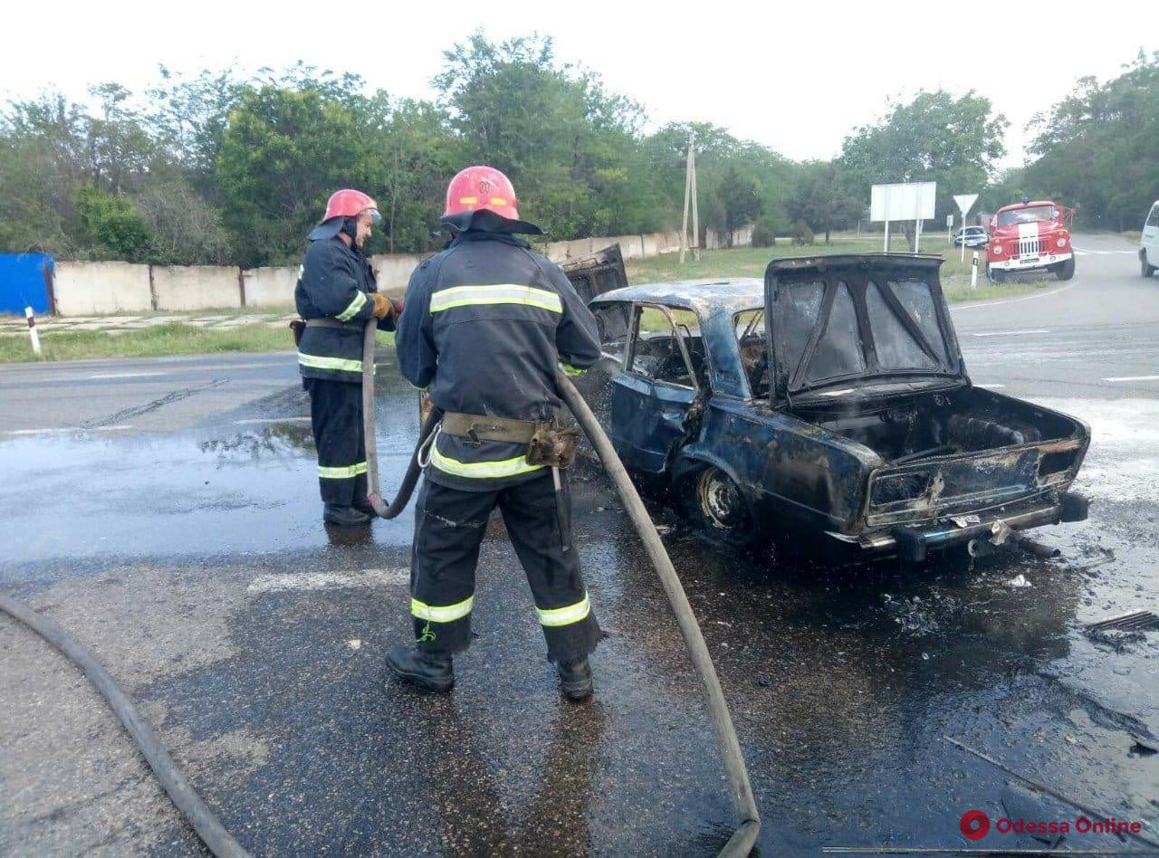 В Измаильском районе сгорел автомобиль (фото)