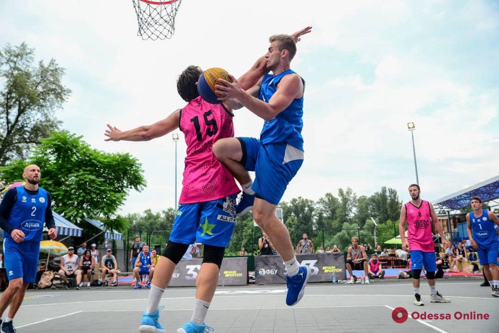 Одесские команды – в числе победителей и призеров этапа чемпионата Украины по баскетболу 3х3