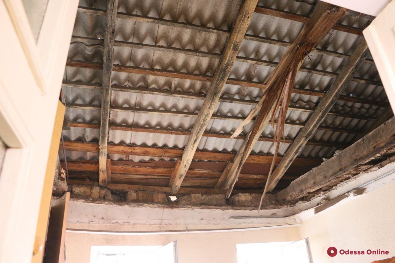 Обвал на Манежной: рухнувшую крышу восстановят за счет средств ЖКСа