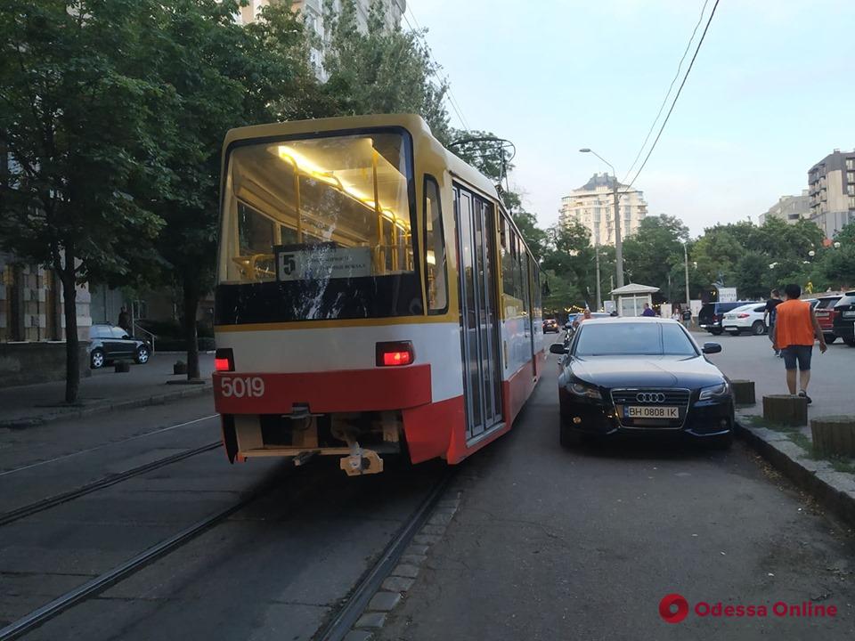 В Одессе не ходят трамваи №5 и №28