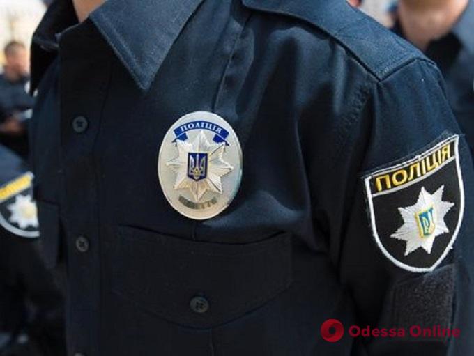 Одесские патрульные помогли довезти роженицу в больницу (видео)