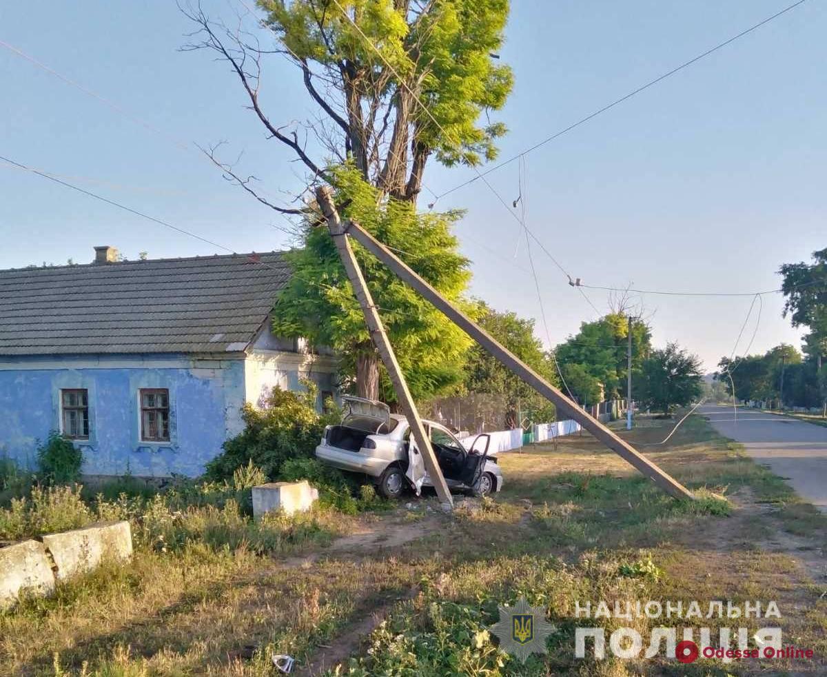 В Одесской области пьяный водитель Daewoo покалечил свою крестную
