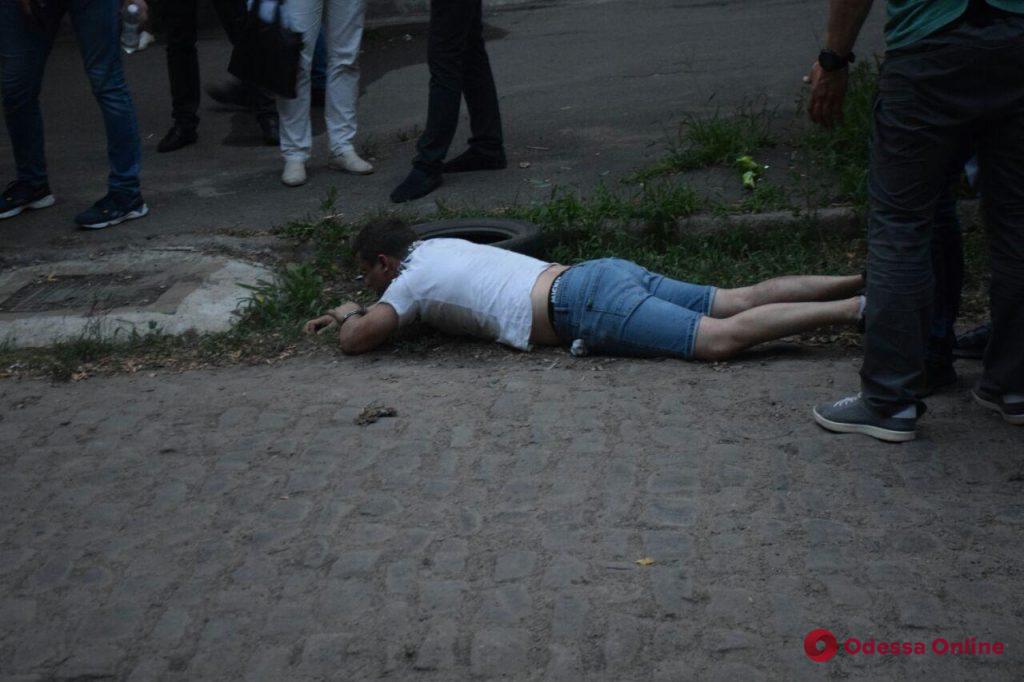 В Одессе произошла перестрелка: очевидцы сообщают о раненых (видео, обновляется)