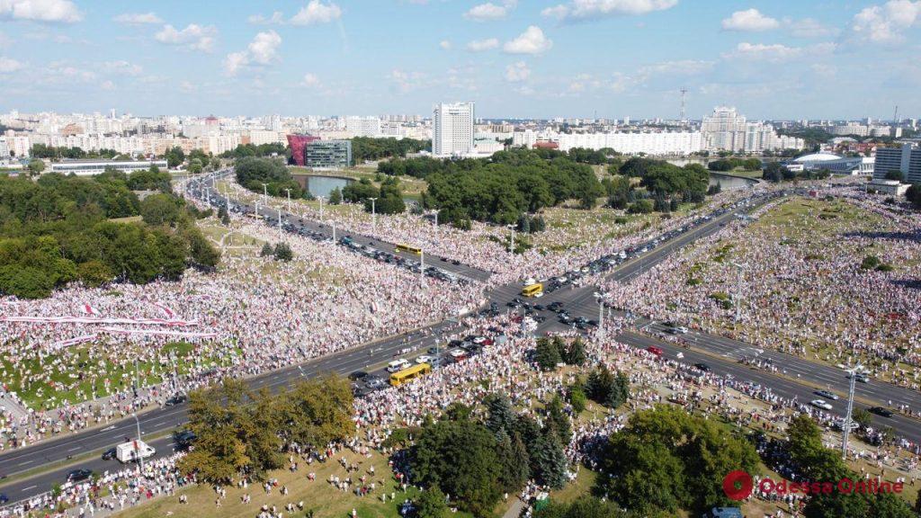 В Беларуси проходит самый масштабный в истории марш свободы