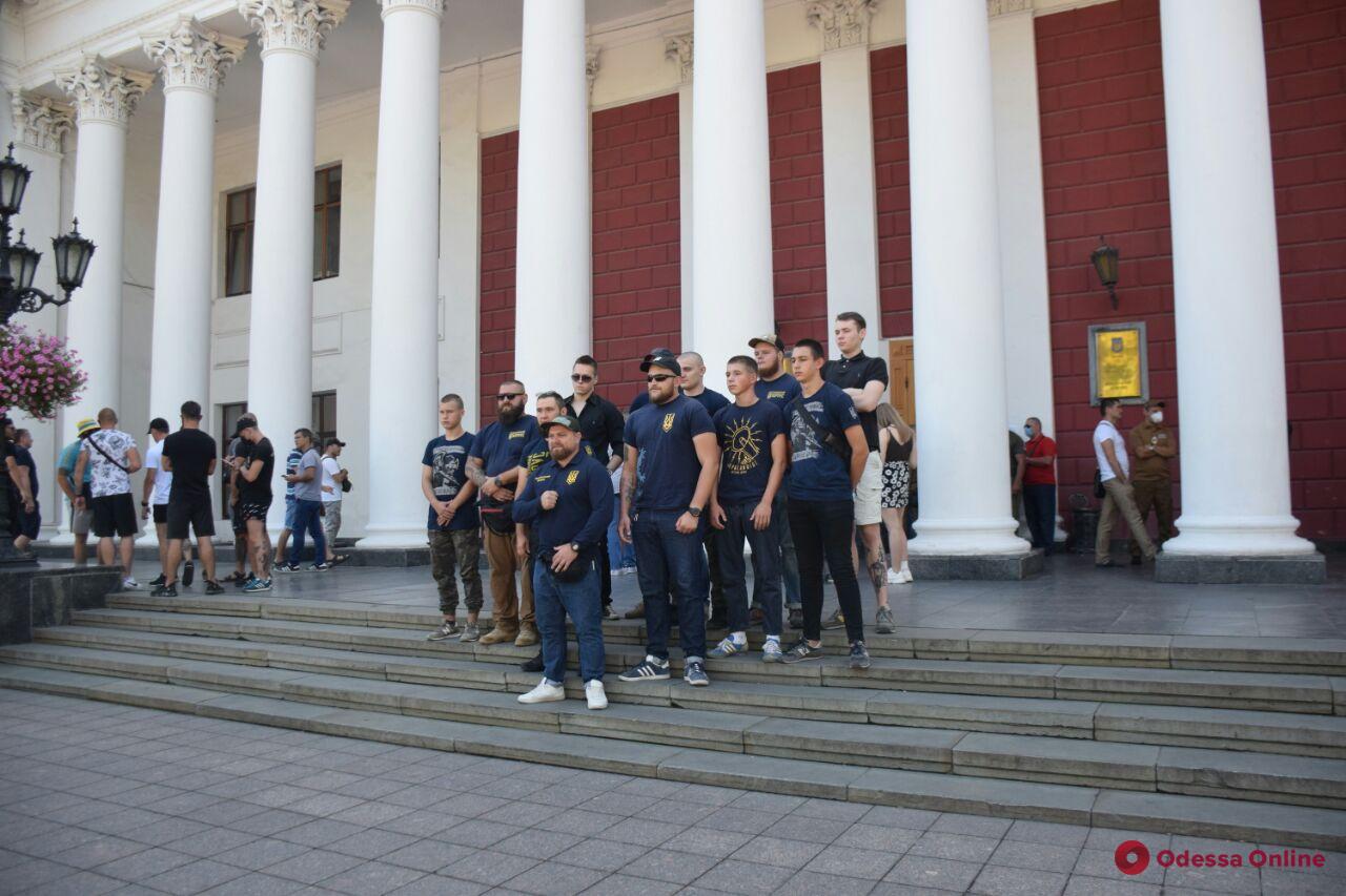 Одесские активисты провели акцию с требованием скорейшей реставрации Дома Гоголя