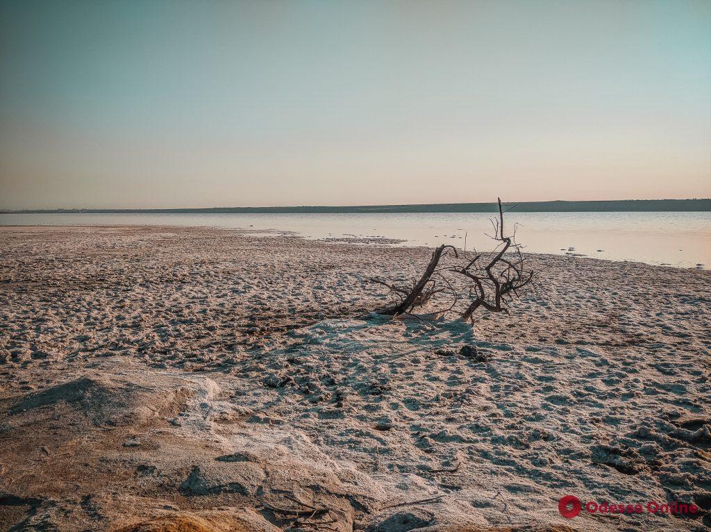 Космические пейзажи вечернего Куяльника (фоторепортаж)