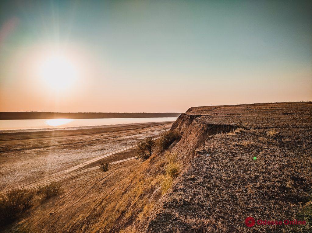 Космические пейзажи вечернего Куяльника (фоторепортаж)