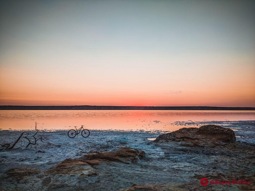 Космические пейзажи вечернего Куяльника (фоторепортаж)