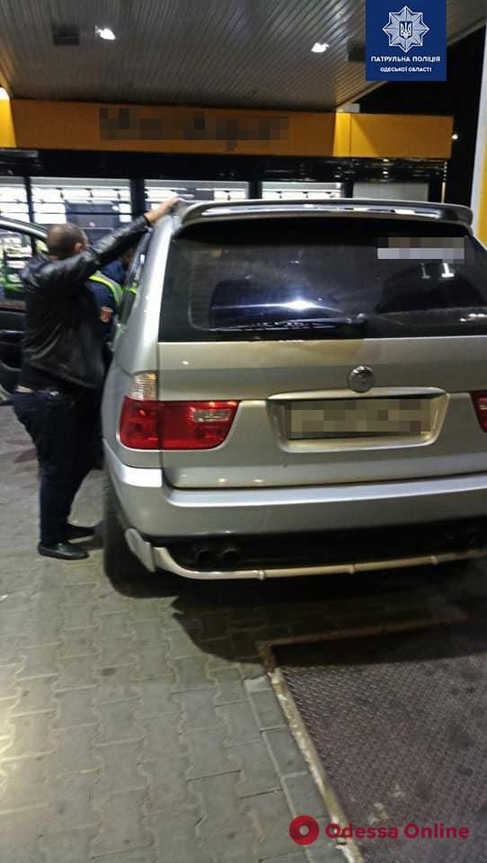 Одесские патрульные задержали грабителя на BMW