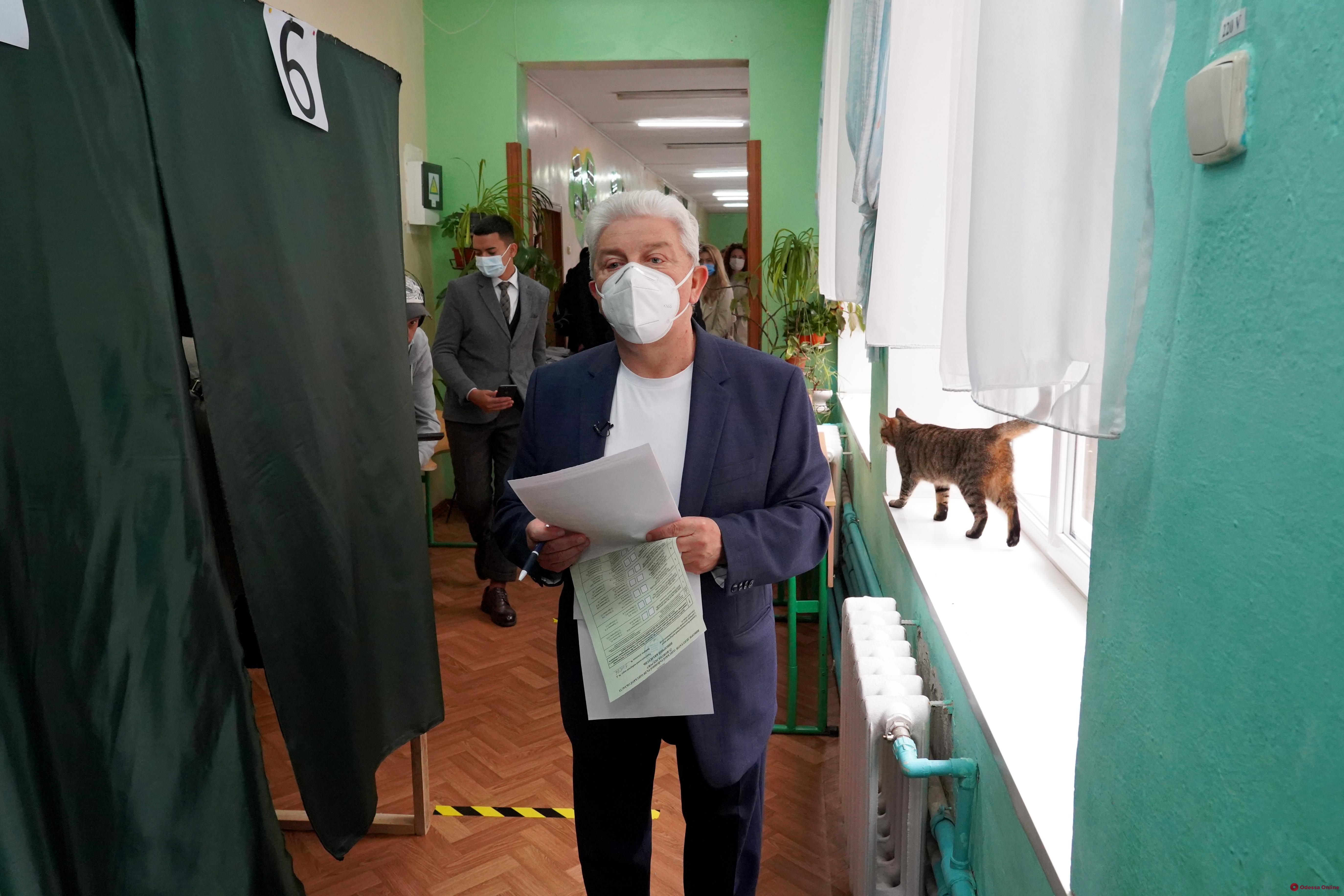 Олег Филимонов проголосовал на выборах