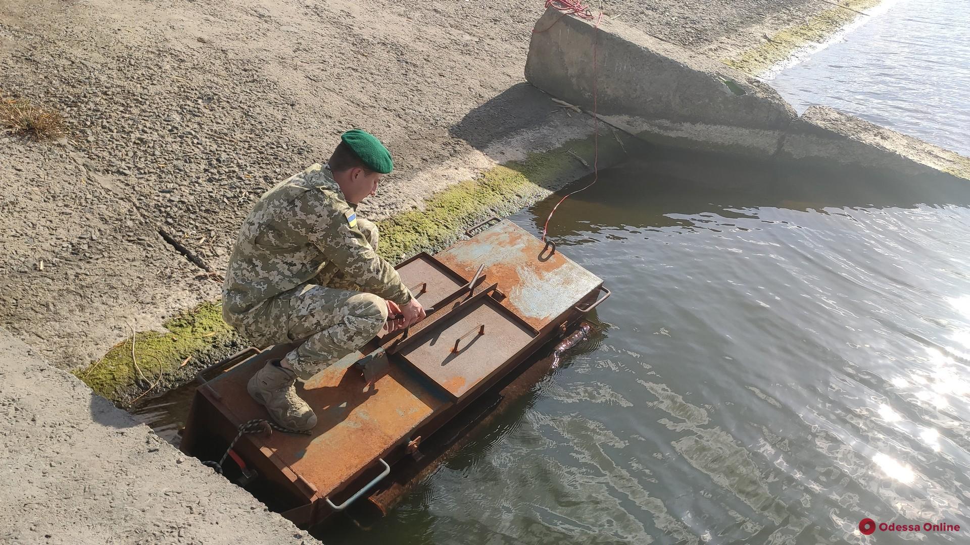 В Одесской области пограничники нашли подводную лодку контрабандистов