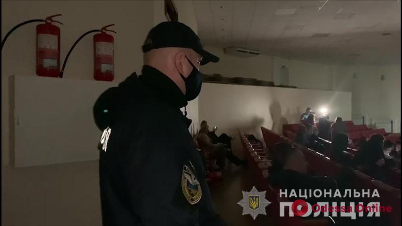 В Одессе полиция открыла два уголовных производства из-за беспорядков в Суворовской ТИК