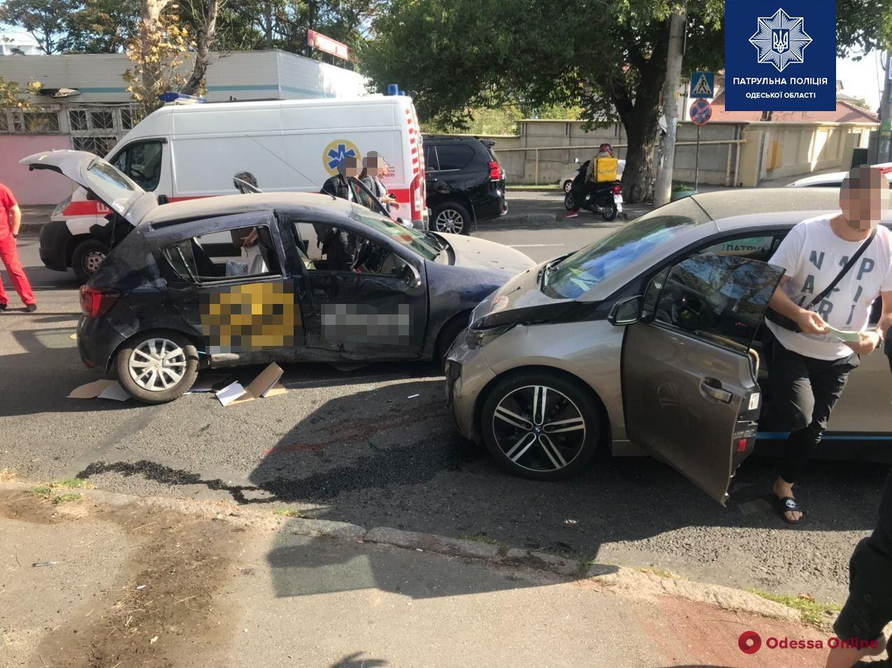 На Фонтанской дороге в ДТП погибла женщина