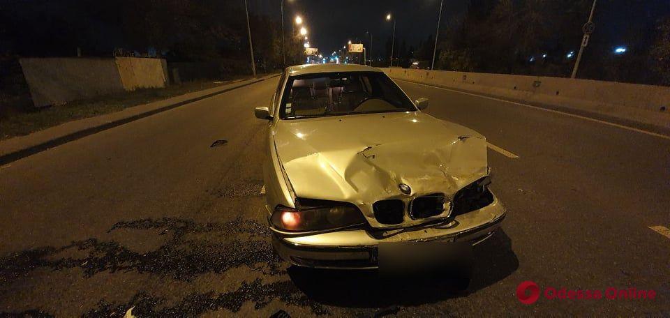На Киевском шоссе пьяный водитель на BMW врезался в два авто — пострадала пятилетняя девочка