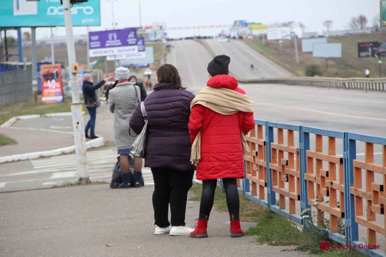 Предприниматели «7-го километра» перекрывают дорогу (фото, видео)