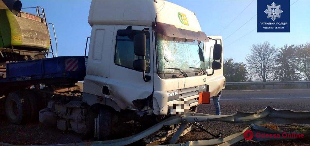 На трассе Одесса – Киев в ДТП пострадал водитель грузовика