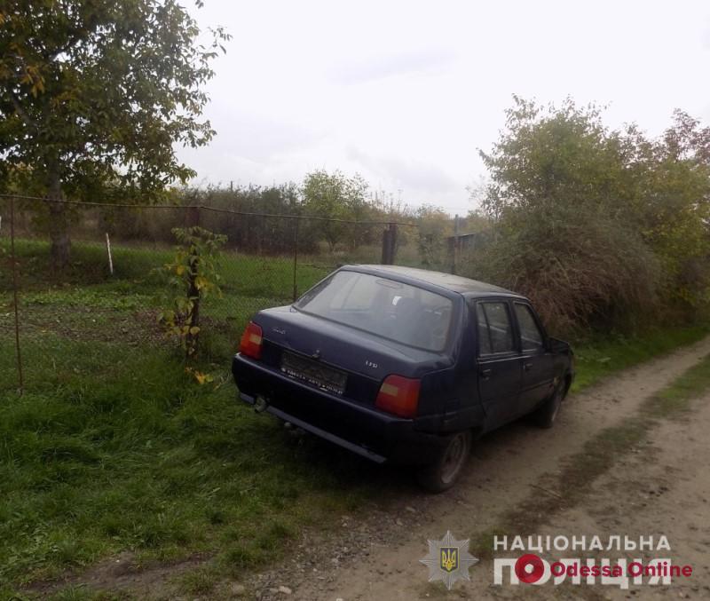 В Одесской области двое подростков угнали у соседки авто, чтобы покататься