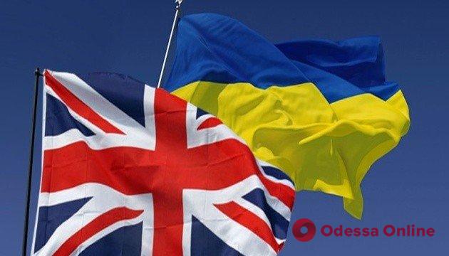 Украина пока не планирует закрывать авиасообщение с Великобританией