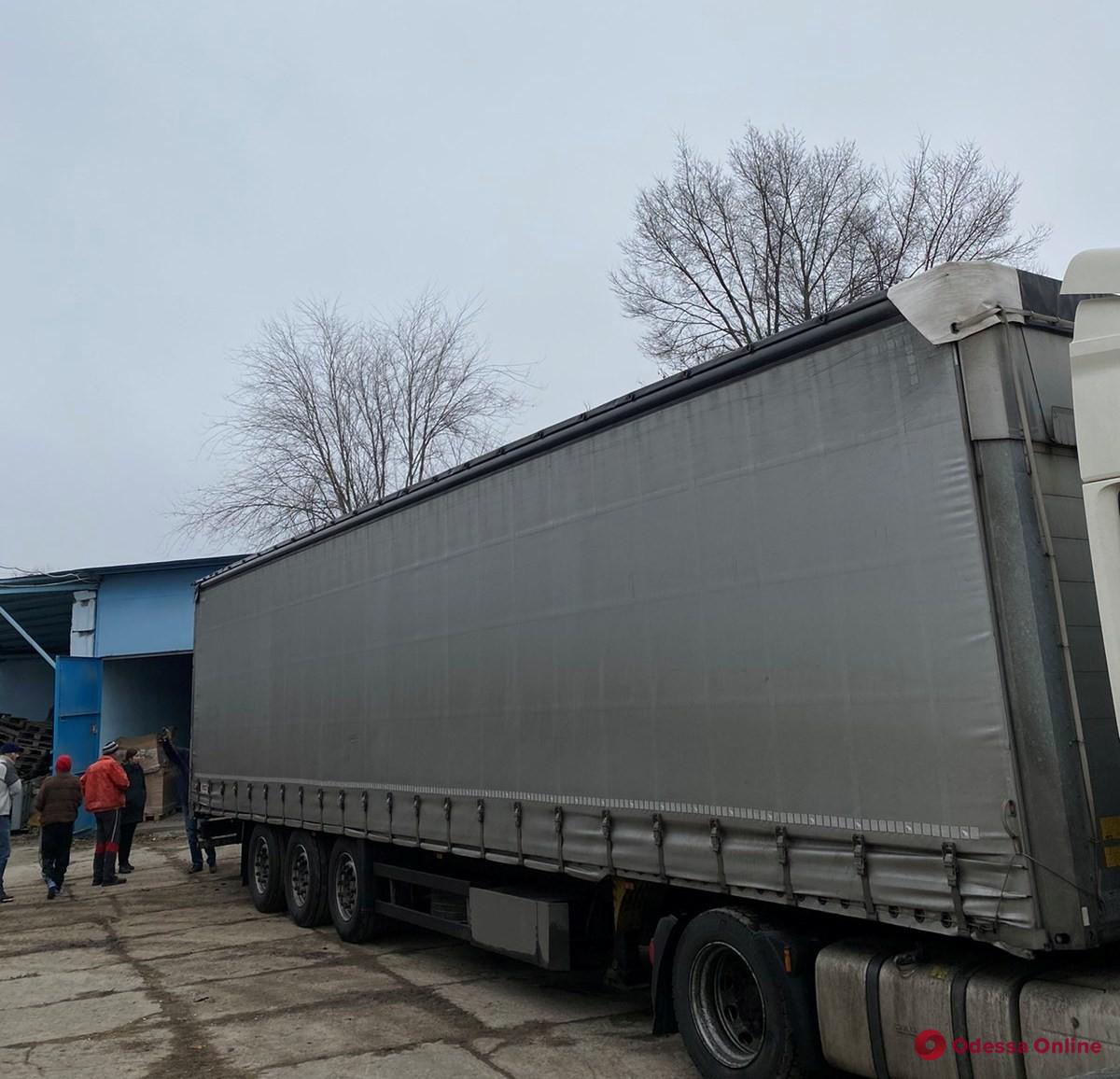 Гуманитарный конвой из Германии доставил в Одессу 9 тысяч подарков
