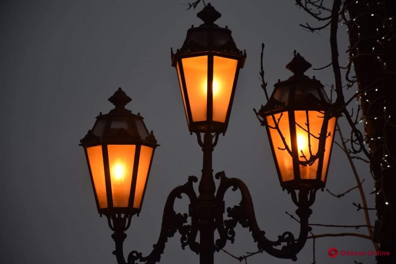 Від завтра в Одесі буде обмежене використання вуличного освітлення