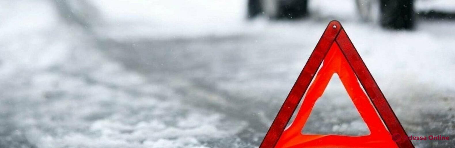 Одесская область: водителей предупреждают о гололедице и мокром снеге