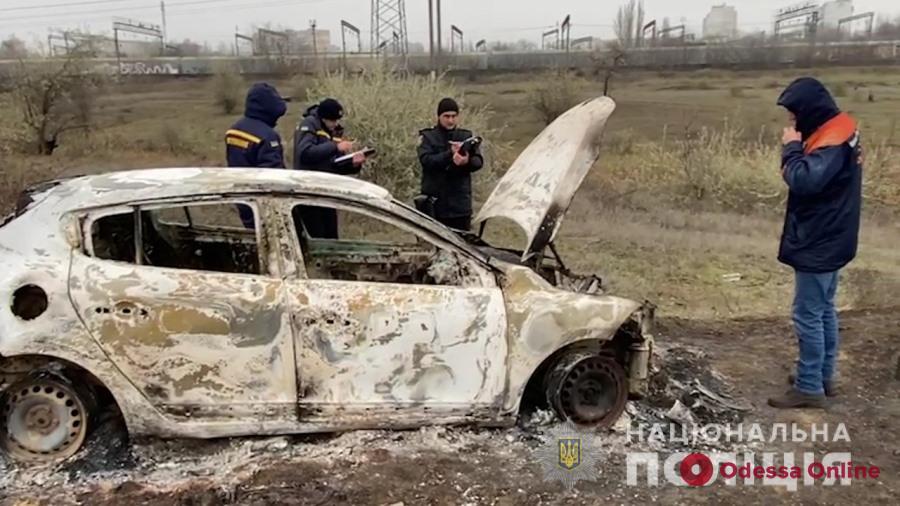 Одесские полицейские задержали подозреваемых в жестоком убийстве таксистки (фото, видео)