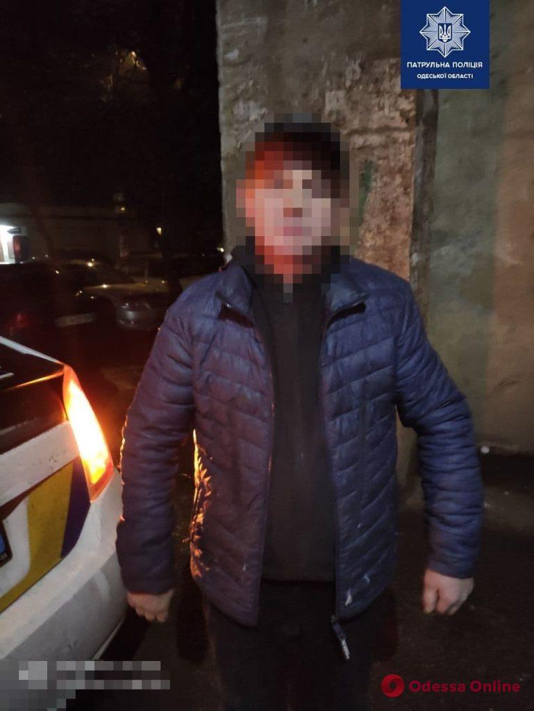 В Одессе задержали двух автоворов