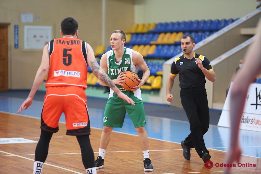 Баскетбол: «Одесса» проиграла в Николаеве, «Химик» прервал победную серию в Черкассах