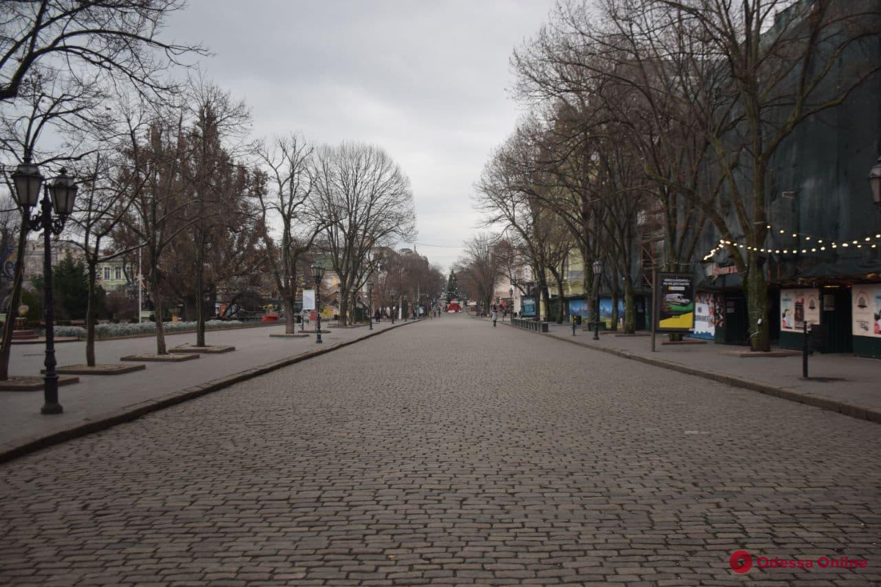 Как в Одессе проходит первый день локдауна (большой фоторепортаж)