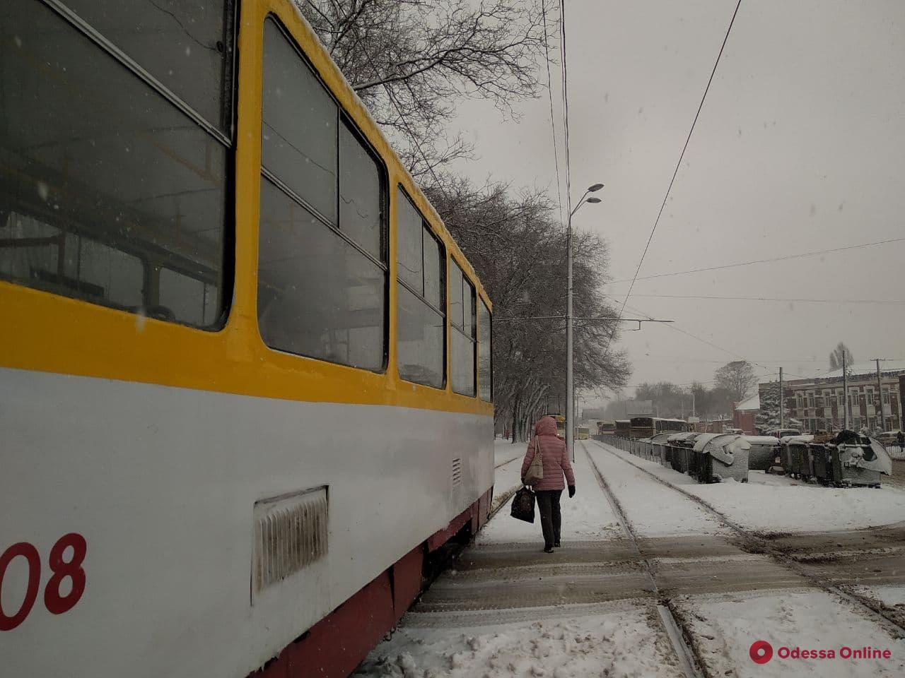 В Одессе не курсируют трамваи по двум маршрутам (обновлено)